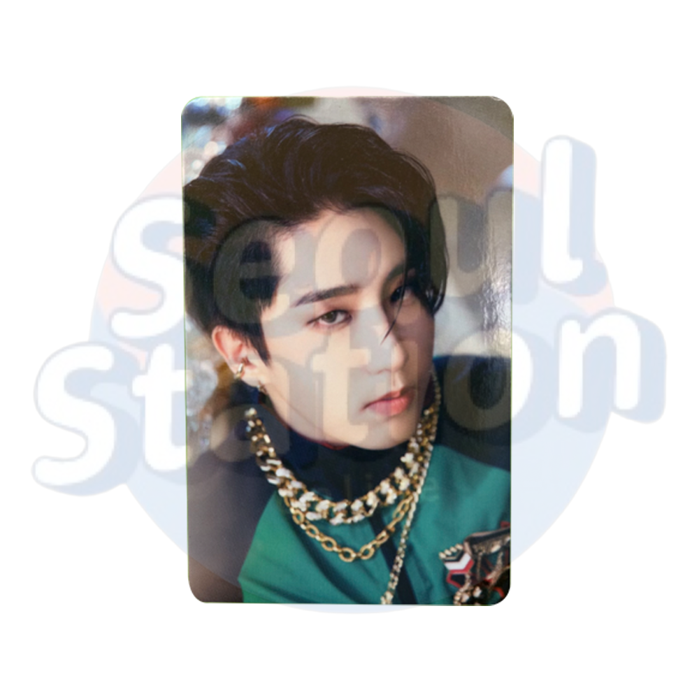 Stray Kids X SKZOO - Han - THE VICTORY Photo Cards