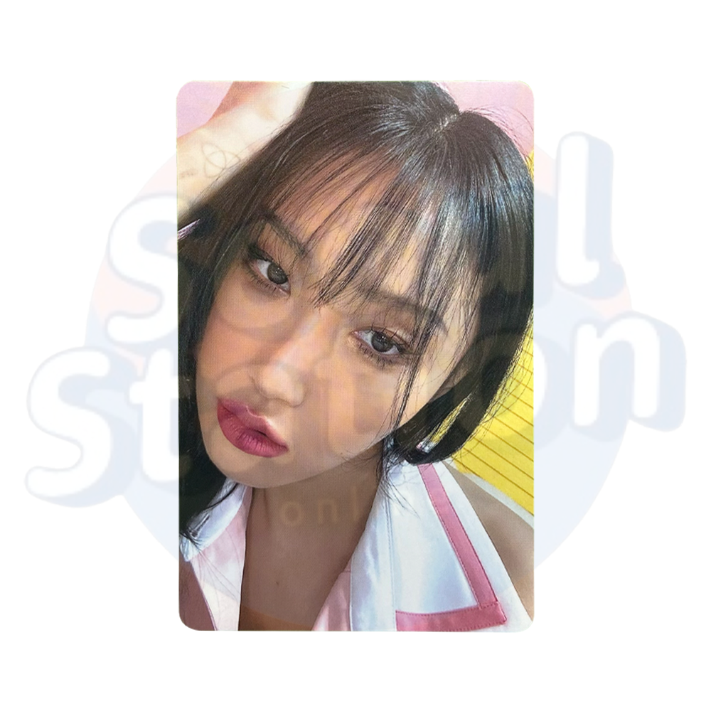 MAMAMOO - 2023 Season's Greetings MOOMOO's DONUTS - Photo Card hwasa BIZENT MALL