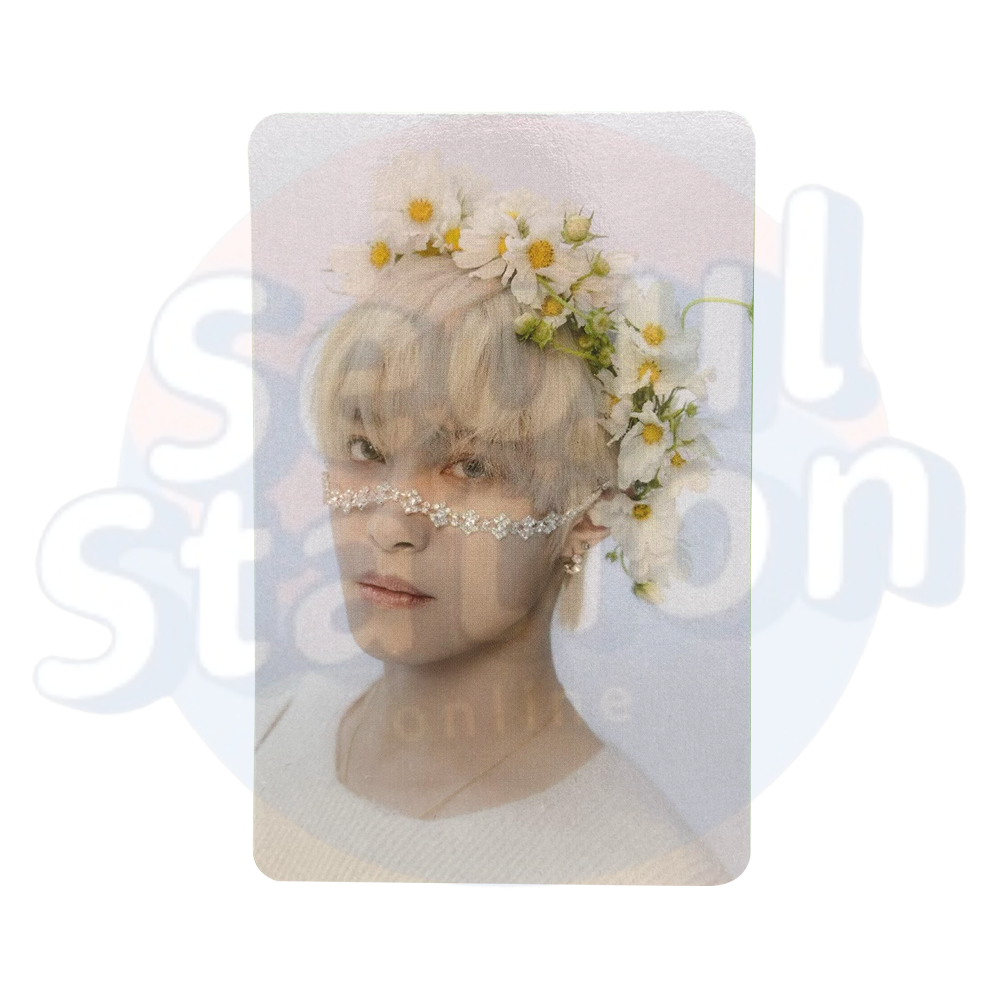 WayV - 2023 Season's Greetings - SMTOWN Official Photo Card Ver.1 yangyang