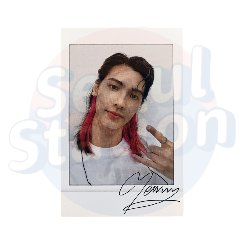 Xdinary Heroes - STAGE ♭ : OVERTURE - Official MD Polaroid Photo Card jooyeon