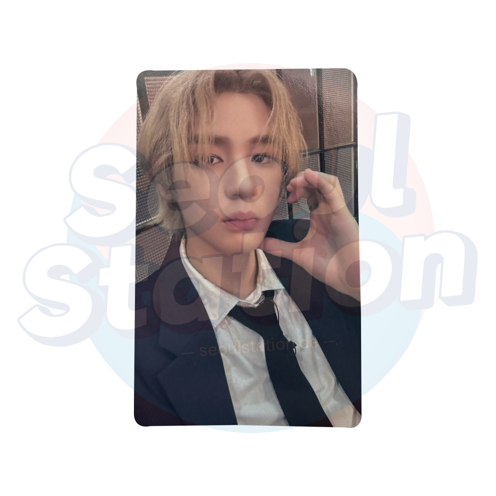 BOYNEXTDOOR - 3rd EP: '19.99'  - Weverse Shop Photo Card