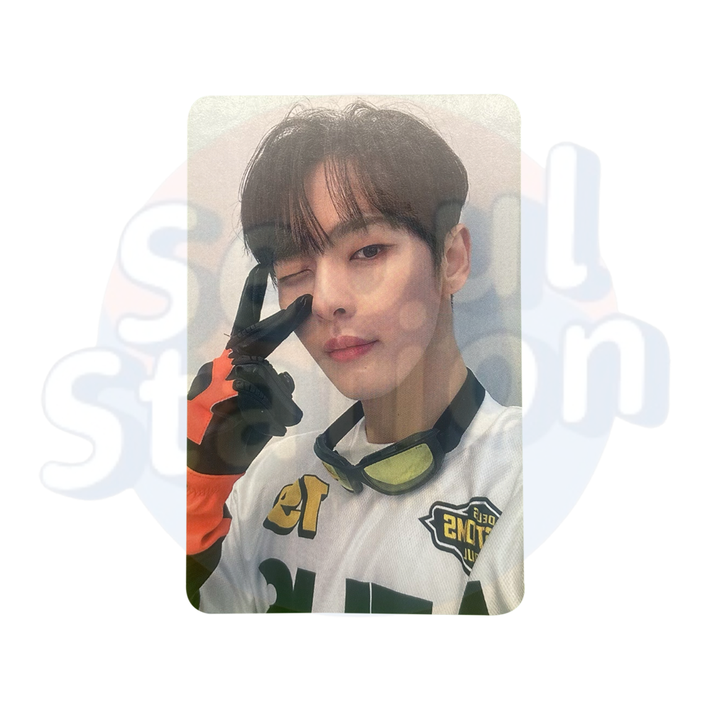 OnlyOneOf  1st cOncert  KB 特典写真 OnlyOneOf - KB - seOul collectiOn 1st Concert - Trading Photo Card