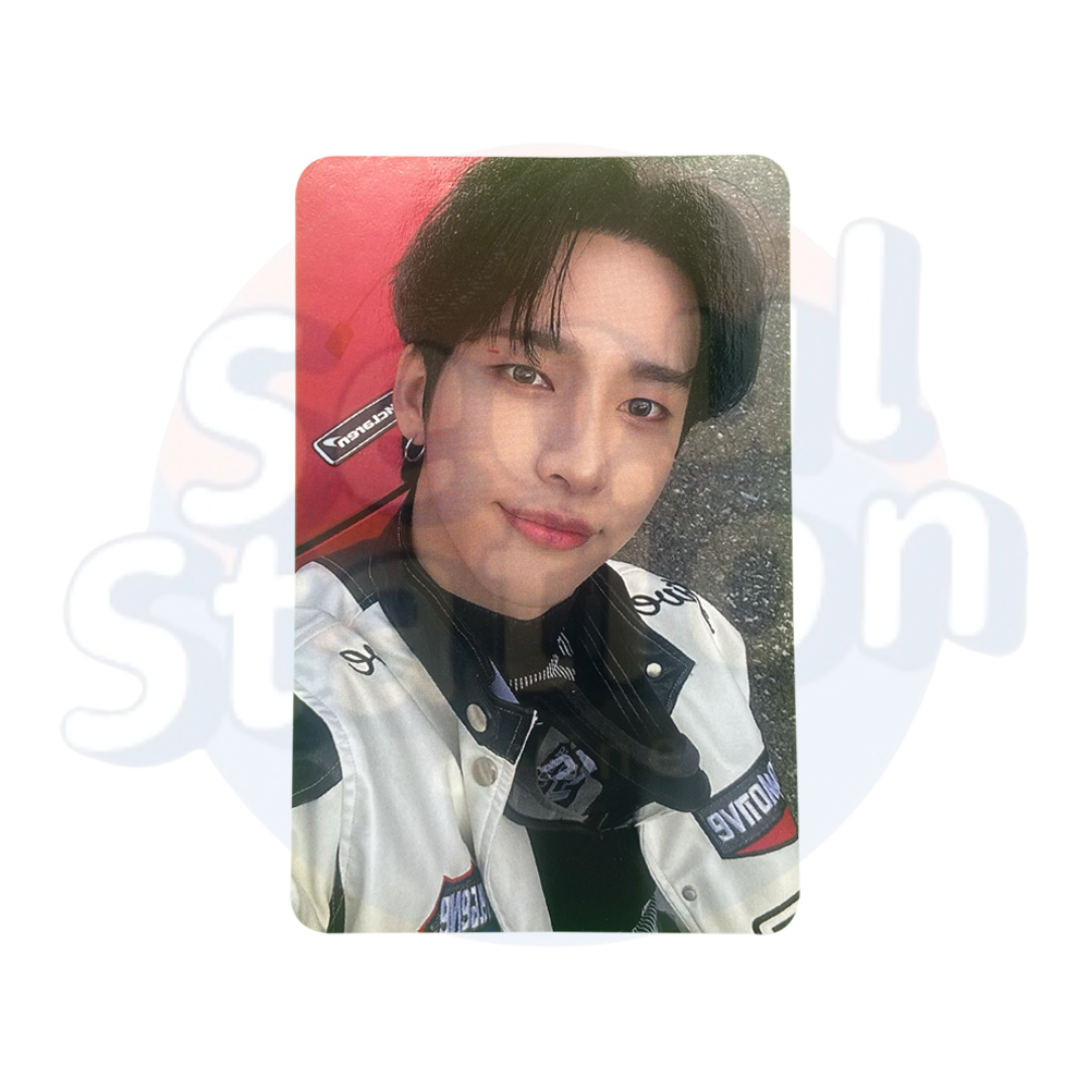 OnlyOneOf - Nine - seOul cOllectiOn 1st Concert  - Trading Photo Card 2
