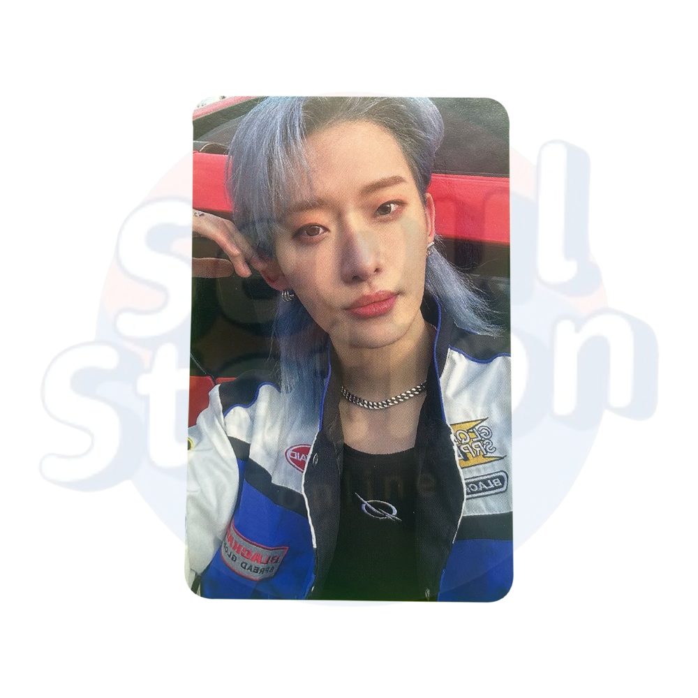 ONLYONEOF - 1st Concert 'SEOUL COLLECTION' - Trading Photocard ONLYONEOF - 1st Concert 'SEOUL COLLECTION' - Trading Photocard