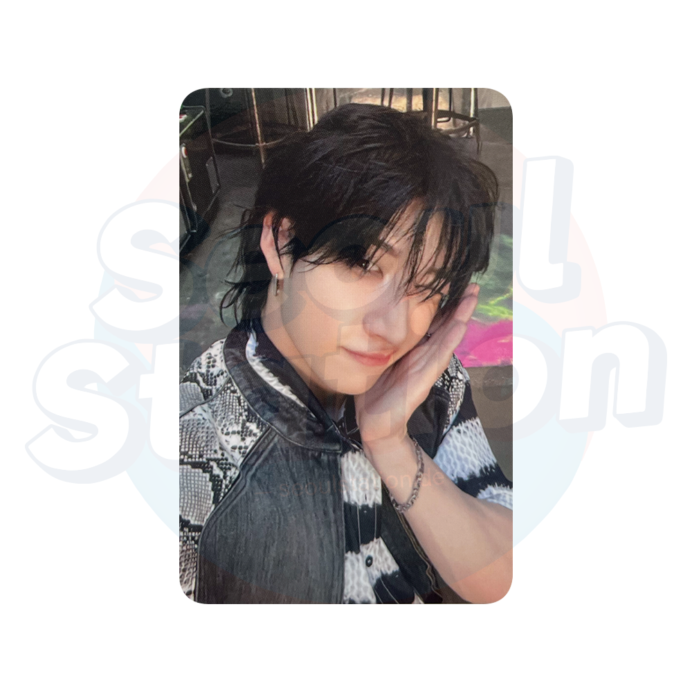 STRAY KIDS - SKZ IT TAPE 'DO IT' - PLATFORM PLVE Ver. - Official Photocard - SET B (Light Grey Back) bang chan