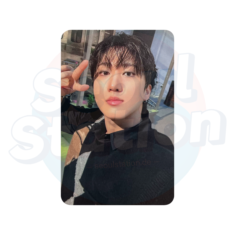 STRAY KIDS - SKZ IT TAPE 'DO IT' - PLATFORM PLVE Ver. - Official Photocard - SET B (Light Grey Back) changbin