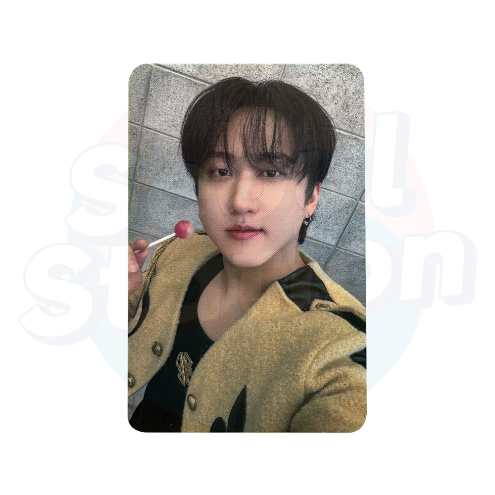 Stray Kids - 樂 - STAR - ROCK STAR - 5th Lucky Draw Event - Soundwave Photo Card (RED back) changbin