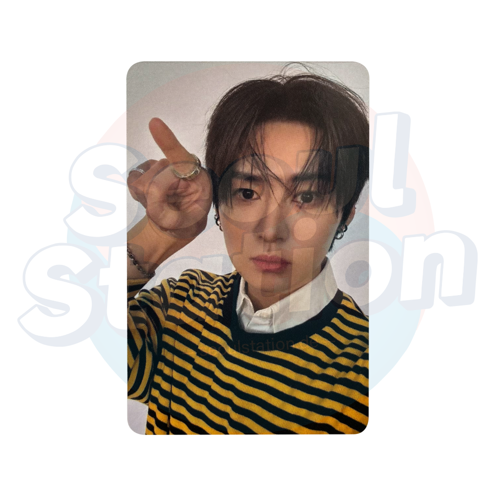 STRAY KIDS - 10th Mini Album 'THIS&THAT' -  APPLE MUSIC Photocard seoulstation.de lee Know
