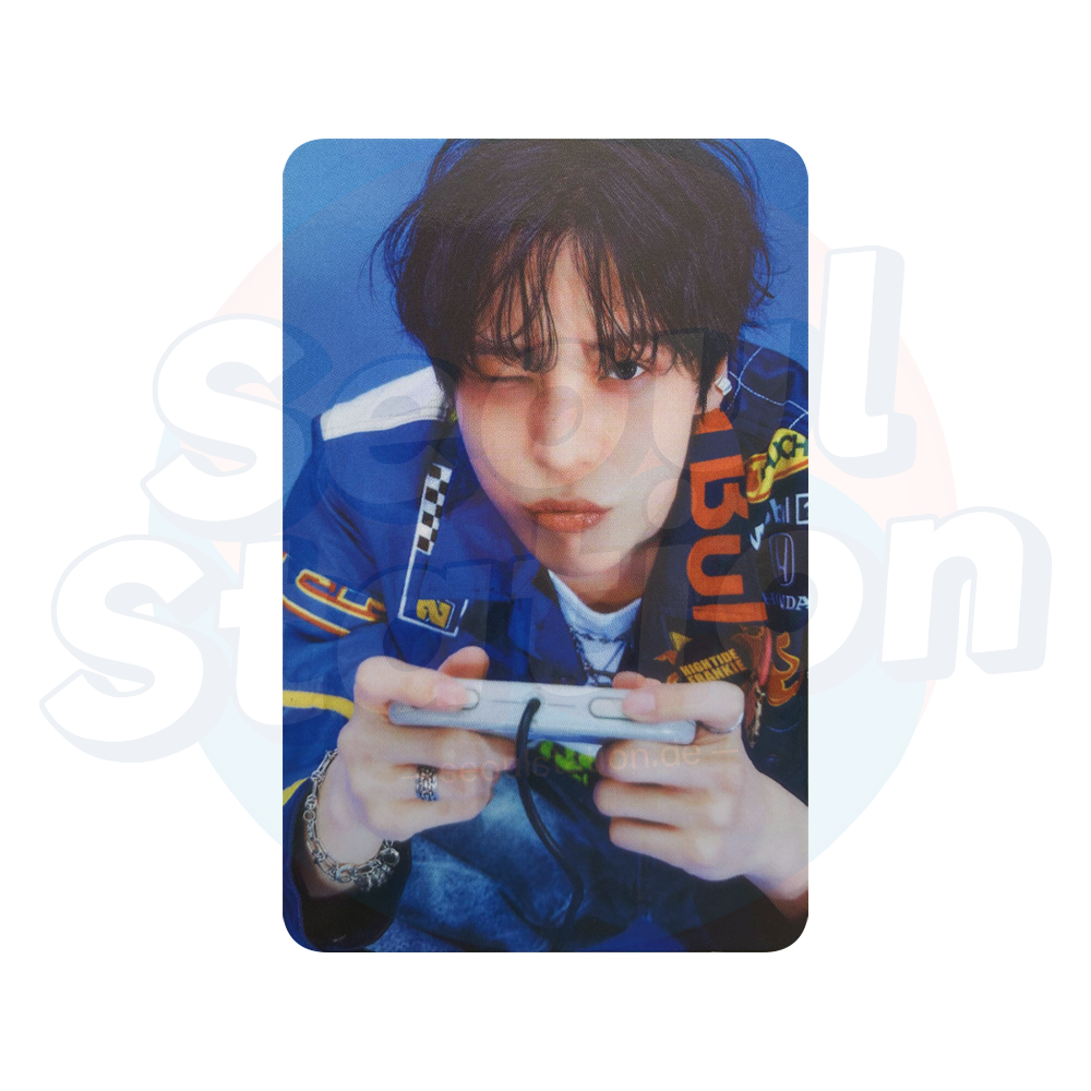 ATEEZ - Pop-Up Store 'ANITEEZ IN COLOR' - Trading Card - YUNHO seoulstation.de close up