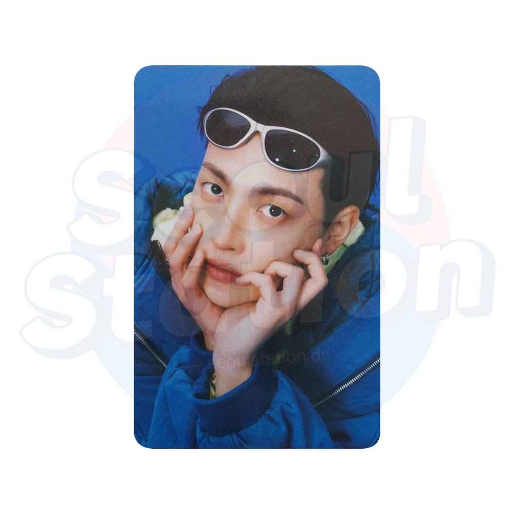 ATEEZ - Pop-Up Store 'ANITEEZ IN COLOR' - Trading Card - HONGJOONG seoulstation.de head on hands