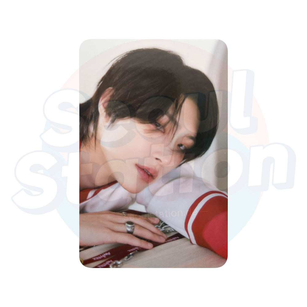 ATEEZ - ANITEEZ IN THE CALLING - ATEEZ X ANITEEZ Pop-Up Store Trading Card - MINGI close up
