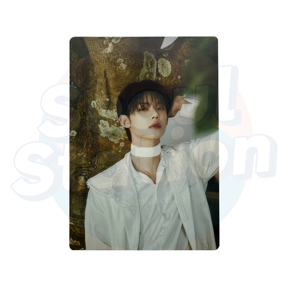 TXT - YEONJUN - 'ACT: LOVESICK' World Tour - Special Photo Card  2/10