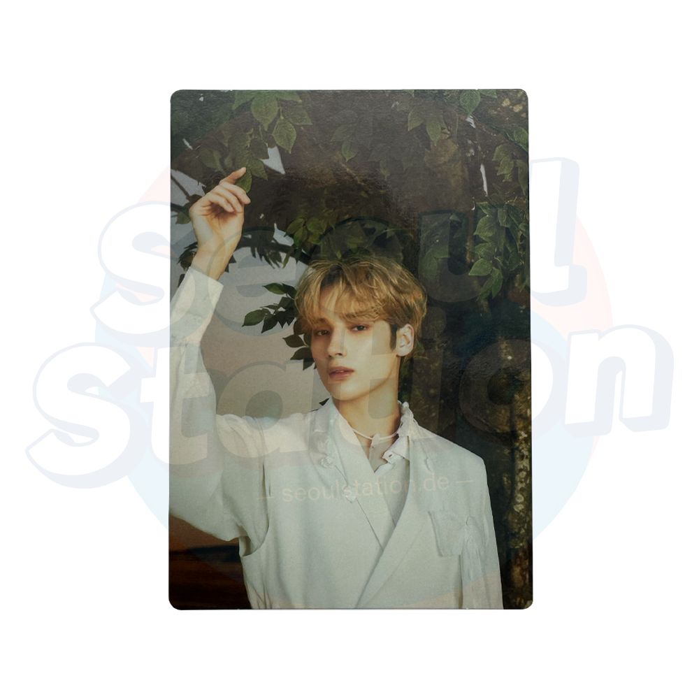 TXT - HUENING KAI - 'ACT: LOVESICK' World Tour - Special Photo Card 2/10