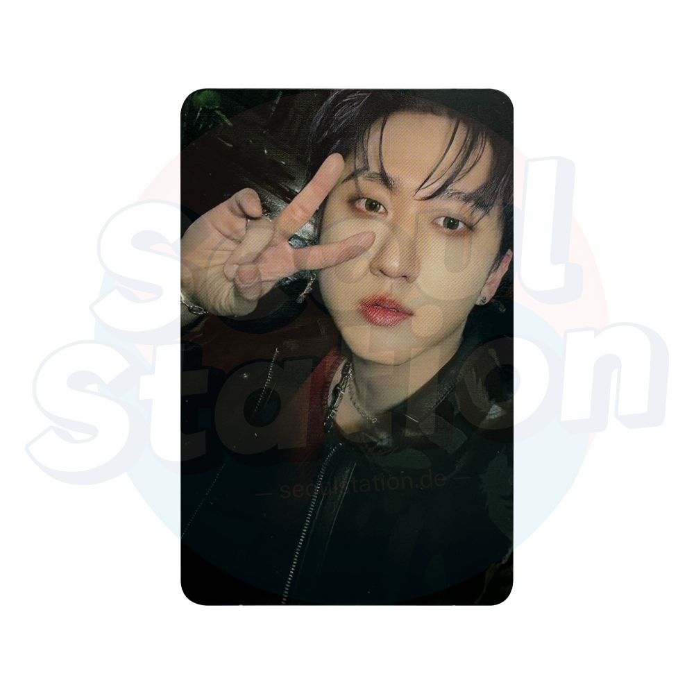 Stray Kids - ATE - Soundwave 2nd Round Lucky Draw Photo Card - SET B (red back) changbin