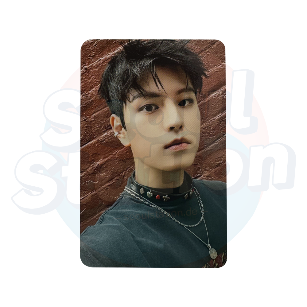 Stray Kids - ATE - Soundwave 2nd Round Lucky Draw Photo Card - SET B (red back) seungmin