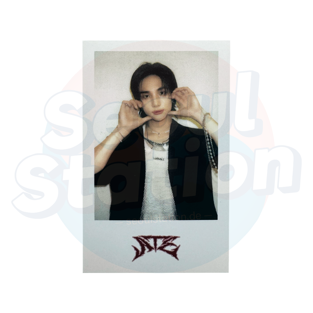 Stray Kids - ATE - Pop-Up Exclusive POLAROID Photo Card hyunjin