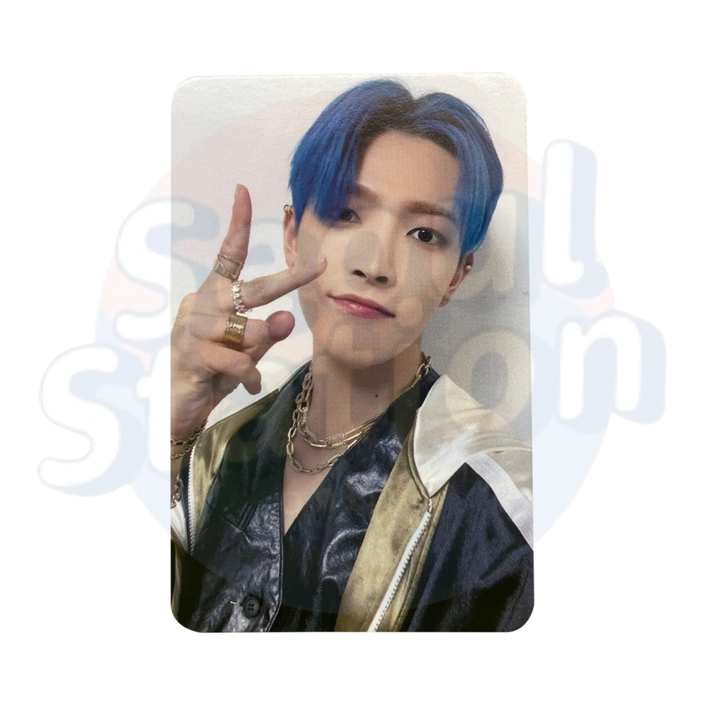 ATEEZ - THE WORLD EP.2 : OUTLAW - Soundwave Lucky Draw Photo Card 