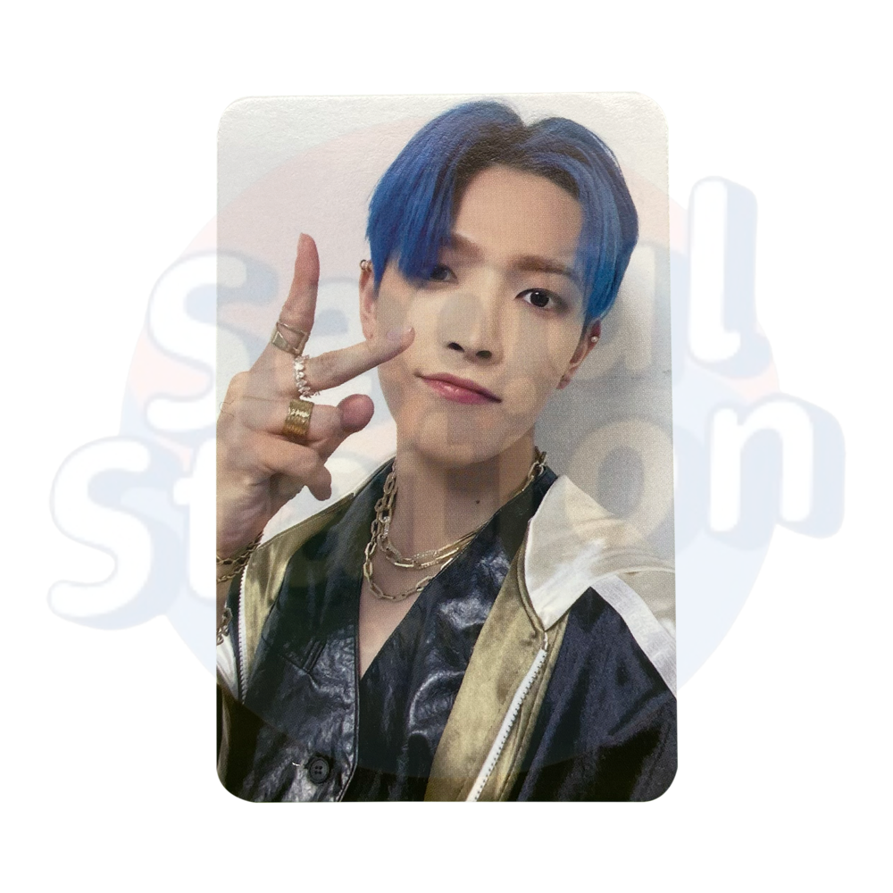 ATEEZ - THE WORLD EP.2 : OUTLAW - Soundwave Lucky Draw Photo Card Hongjoong 