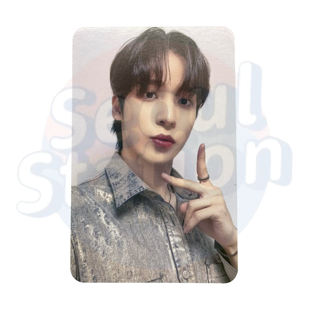 ATEEZ - THE WORLD EP.2 : OUTLAW - Soundwave Lucky Draw Photo Card Yunho