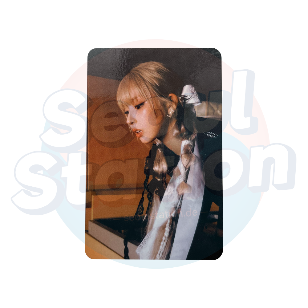 NMIXX - Fe3O4: STICK OUT - Apple Music Photo Card