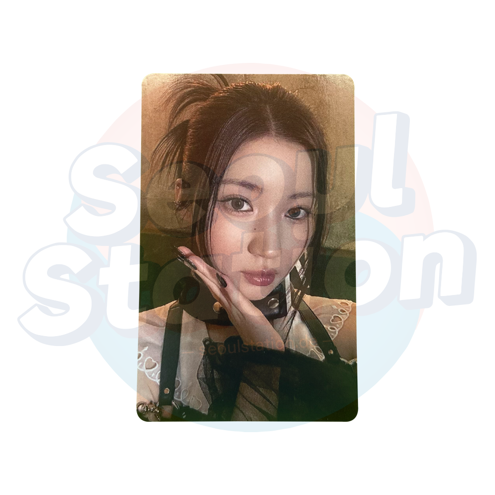 BABYMONSTER - 1st Mini Album: 'BABYMONS7ER' - Weverse Shop Lucky Draw Photo Card Asa