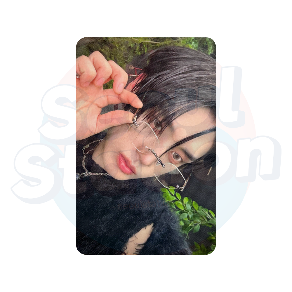 ZEROBASEONE - BLUE PARADISE - APPLE MUSIC Photo Card - DIGIPACK VER. jiwoong