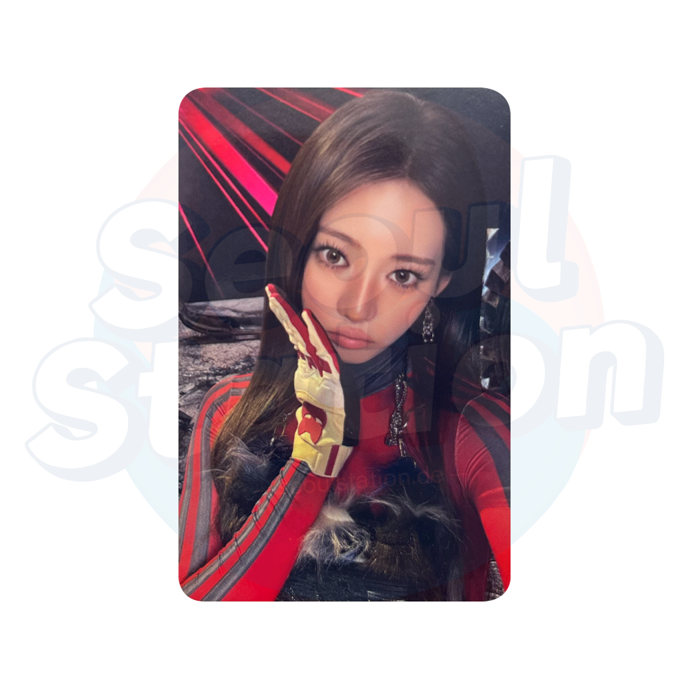 BABYMONSTER - 3rd Mini Album 'CHOOM' - PHOTOBOOK Ver. - YG Select Selfie Photocard (Black Back) rora