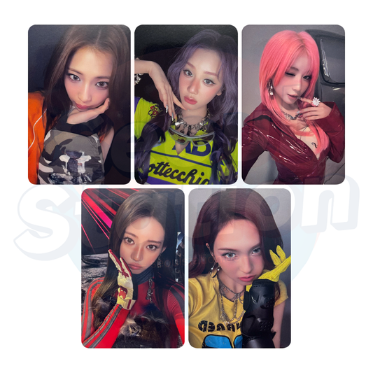 BABYMONSTER - 3rd Mini Album 'CHOOM' - PHOTOBOOK Ver. - YG Select Selfie Photocard (Black Back)
