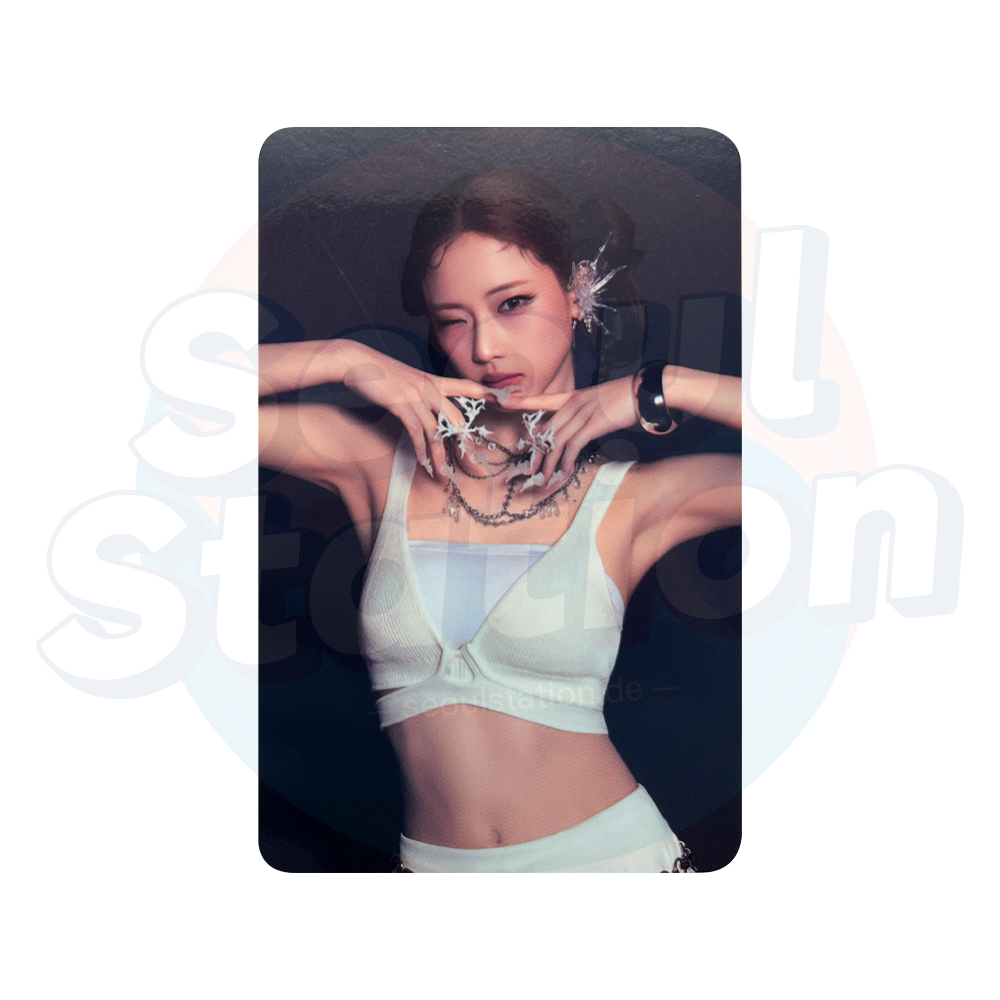 BABYMONSTER - 3rd Mini Album 'CHOOM' - PHOTOBOOK Ver. - YG Select Jacket Photocard (Blue Back) ruka
