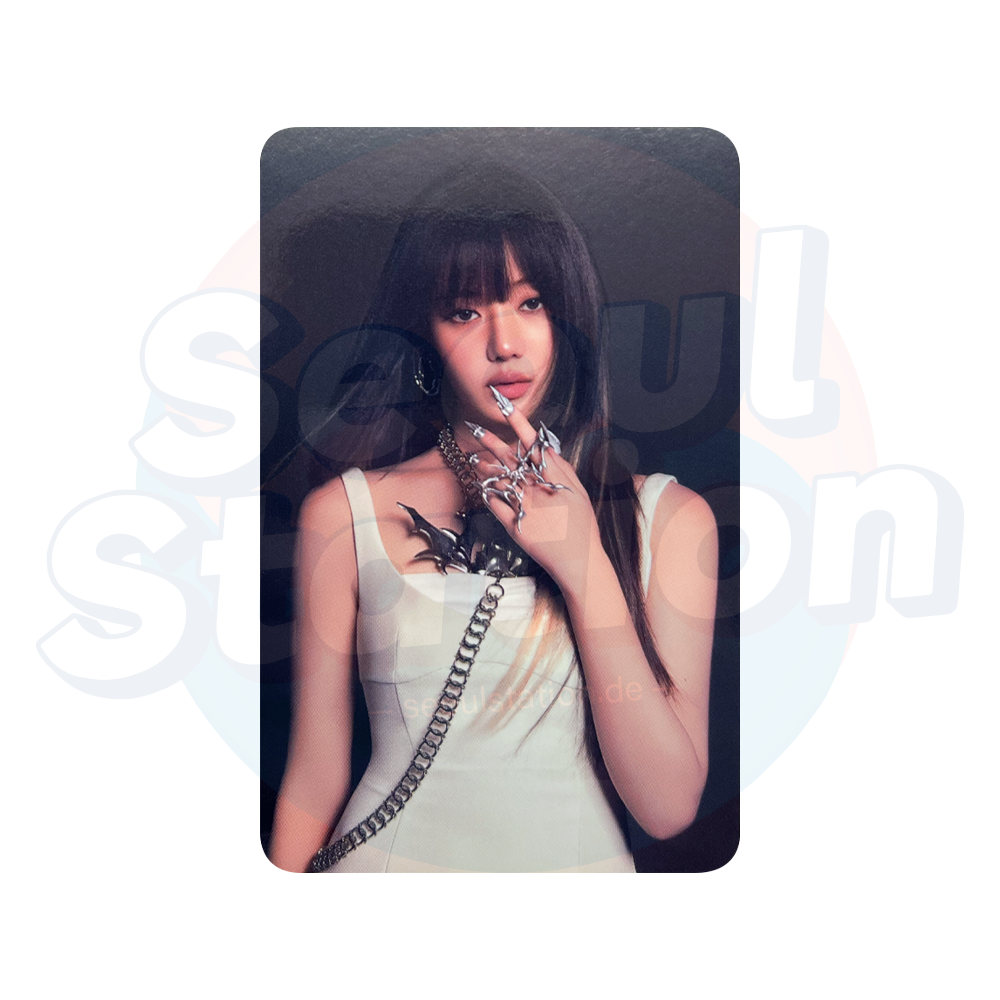 BABYMONSTER - 3rd Mini Album 'CHOOM' - PHOTOBOOK Ver. - YG Select Jacket Photocard (Blue Back) rora
