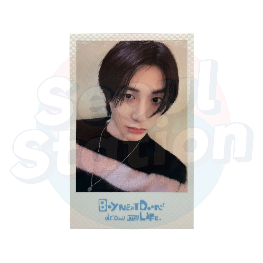 BOYNEXTDOOR - COLLECTED BOOK VOL.1 'draw my LiFe' - Weverse Polaroid Photo Card taesan outside