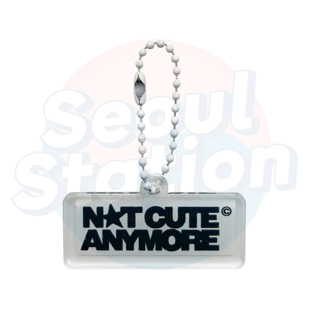 ILLIT - 1st Single Album 'NOT CUTE ANYMORE' - Keychain white
