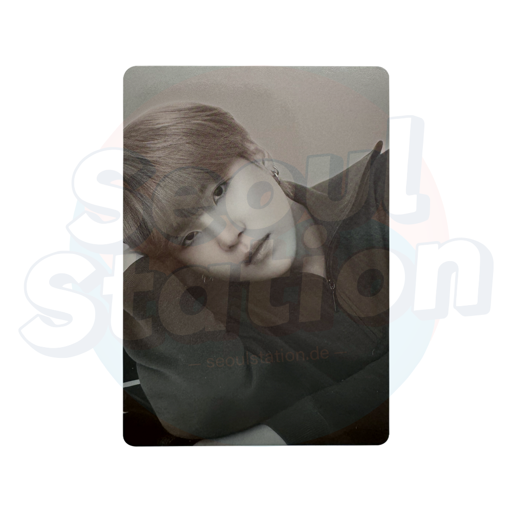 BTS - POP-UP : MONOCHROME - MNCR Mini Photo Card - SUGA Ver. 1/6