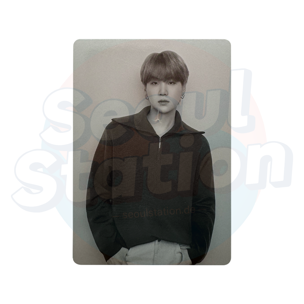 BTS - POP-UP : MONOCHROME - MNCR Mini Photo Card - SUGA Ver. 2/6