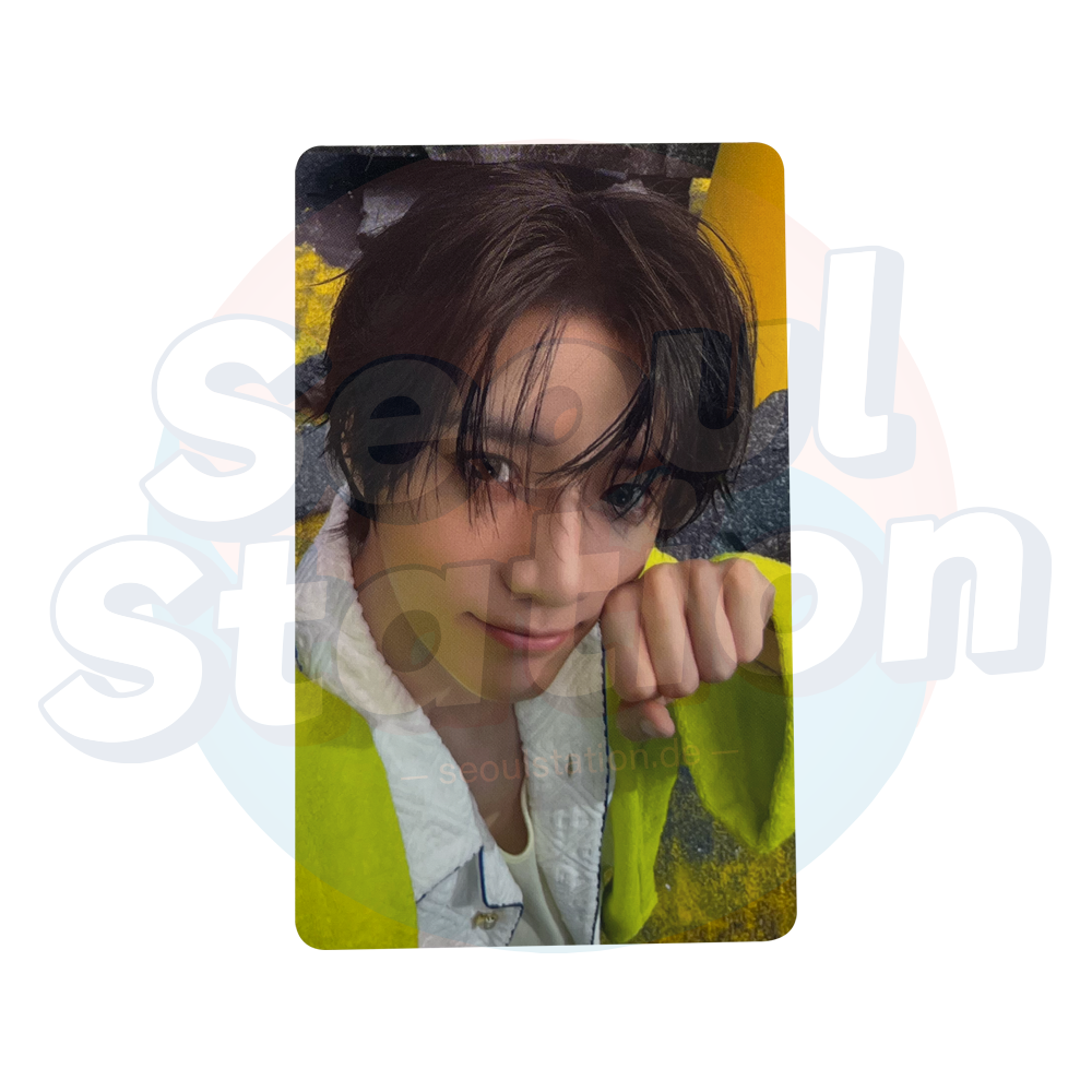 TXT - 7TH YEAR: A MOMENT OF STILLNESS WITH YOU IN THE THORNS - WEVERSE Photobook Set Ver. Photocard - BEOMGYU