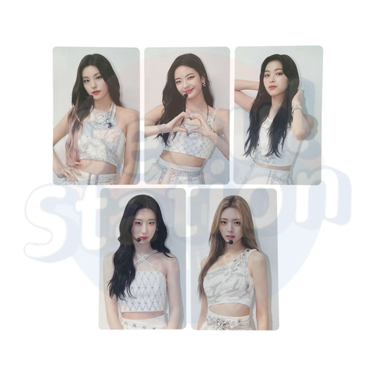 ITZY - 1ST WORLD TOUR: CHECKMATE - Photo Card