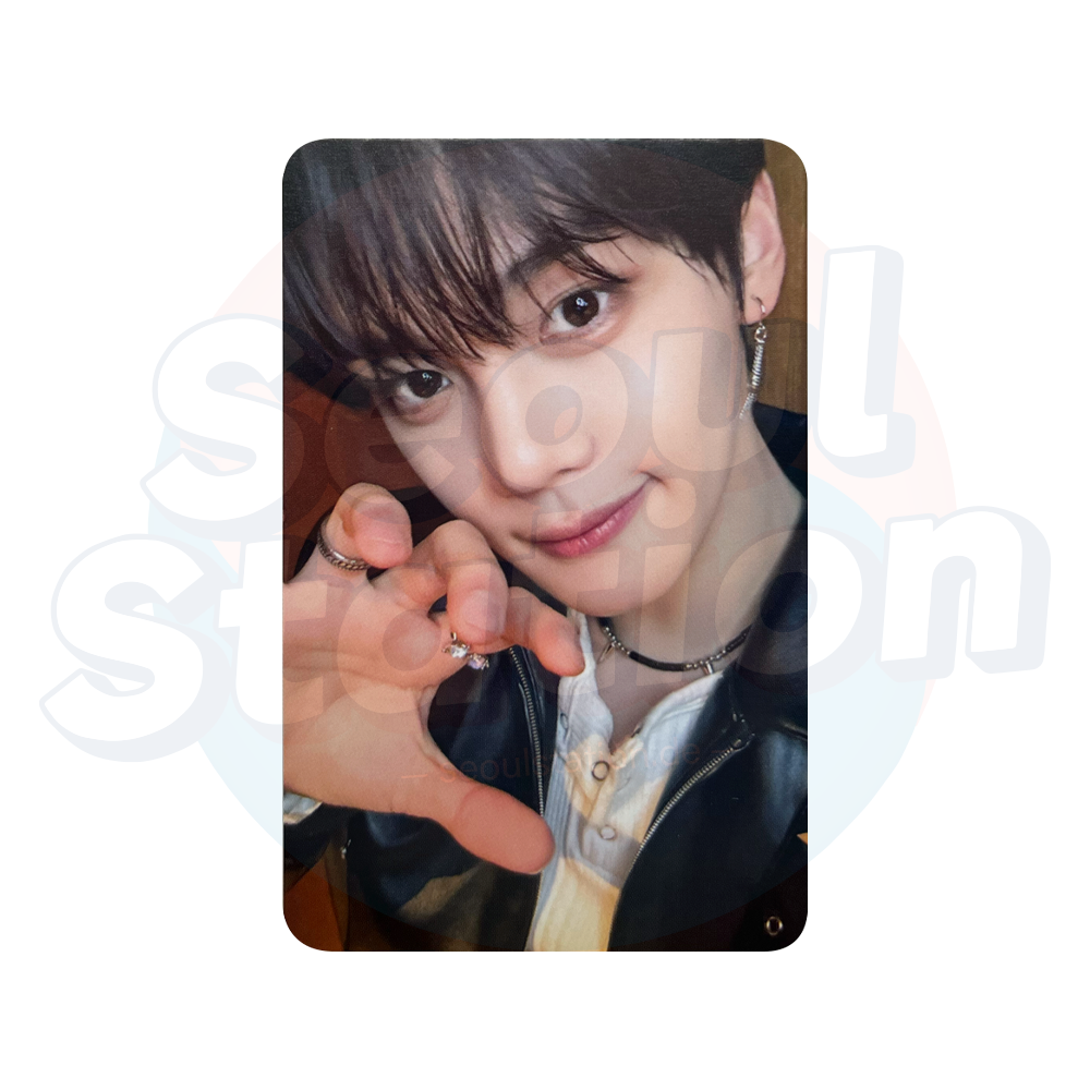 ZEROBASEONE - Special Limited Album 'RE-FLOW' - SOUNDWAVE Photocard gyuvin