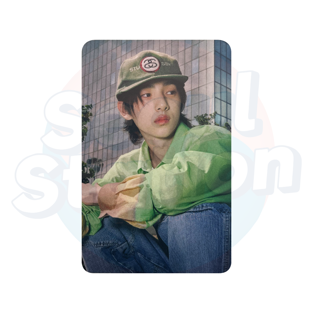 CORTIS - 1st EP 'COLOR OUTSIDE THE LINE' - APPLE MUSIC POB Photocard juhoon