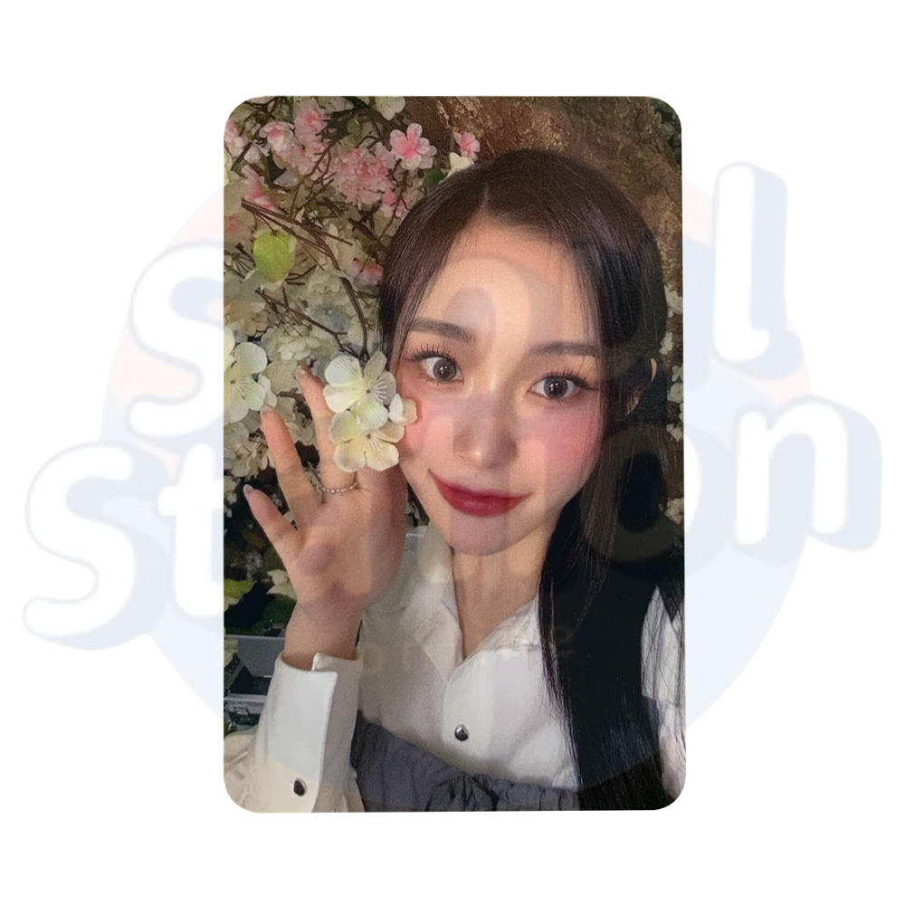 DREAMCATCHER - 2nd Official Fanclub Fanmeeting 'REASON BOUTIQUE' - Trading Cards (1-14) gahyeon 14