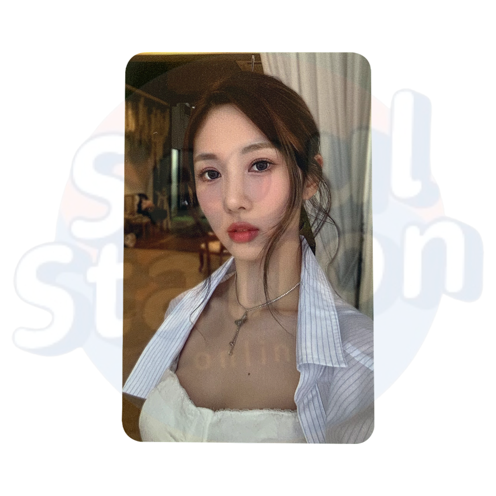 DREAMCATCHER - 2nd Official Fanclub Fanmeeting 'REASON BOUTIQUE' - Trading Cards (1-14) yoohyeon 5