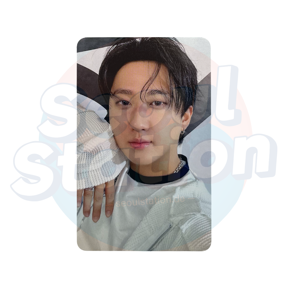 STRAY KIDS - World Tour 'DOMINATE: CELEBRATE' - Official MD POB Photocard Changbin