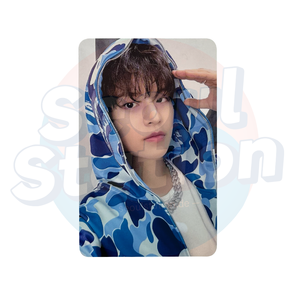 STRAY KIDS - World Tour 'DOMINATE: CELEBRATE' - Official MD POB Photocard Seungmin