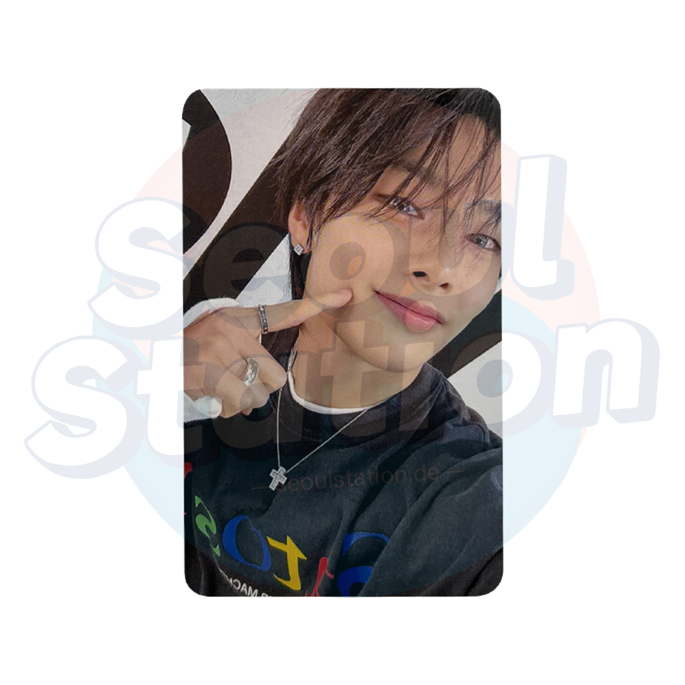 STRAY KIDS - World Tour 'DOMINATE: CELEBRATE' - Official MD POB Photocard I.N