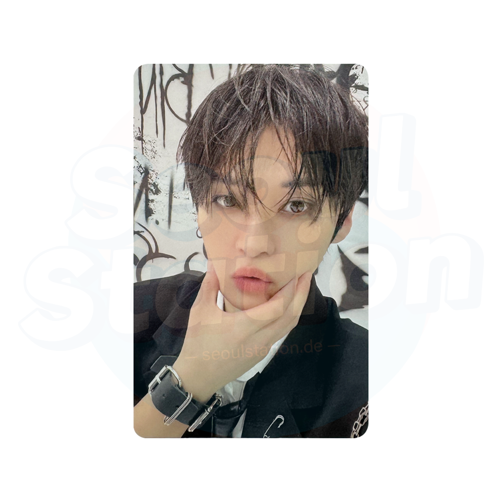 Stray Kids - 'dominATE SEOUL' World Tour - SOUNDWAVE Pop-Up Event Photo Card lee know