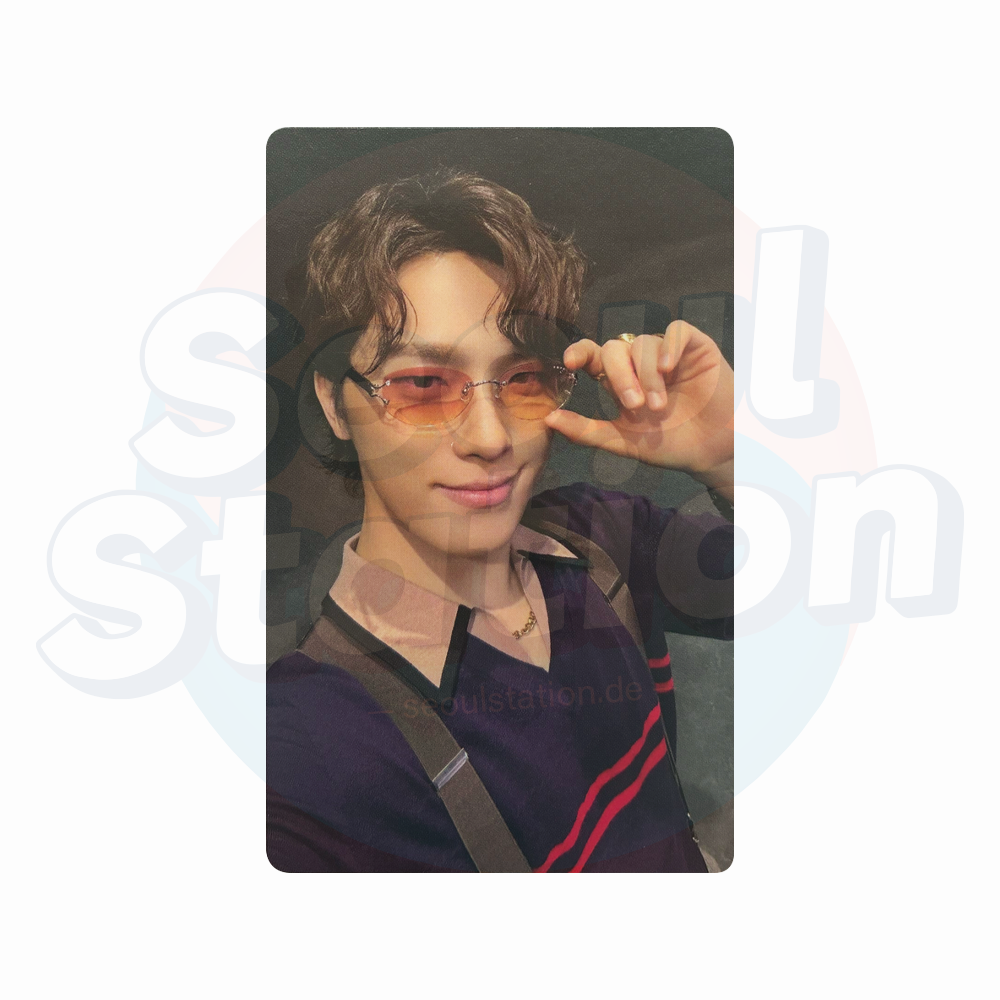 PICHEOLIN (DINO OF SEVENTEEN) - 1st Mini Album '吉BOARD (Gilboard)' - MAGAZINE Ver. - WEVERSE Selfie Photocard - SET B seoulstation.de touching glasses