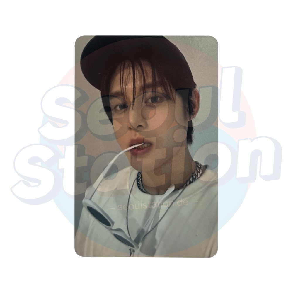 ZEROBASEONE - 1st Full Album 'NEVER SAY NEVER' - APPLE MUSIC Photocard - Digipack Ver. Jiwoong