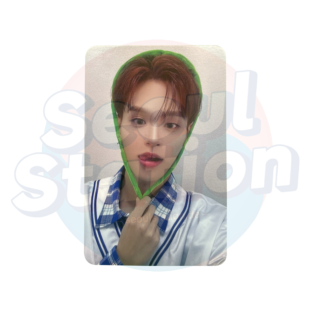 AB6IX - 8th EP: The Future Is Ours: Found -  Apple Music Photo Cards Daehwi Frog