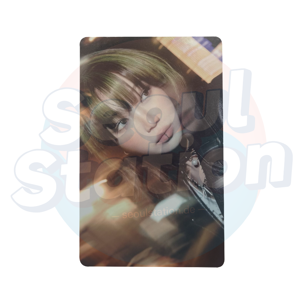 LE SSERAFIM - Japan 4th Single 'DIFFERENT' - WEVERSE Photocard Chaewon