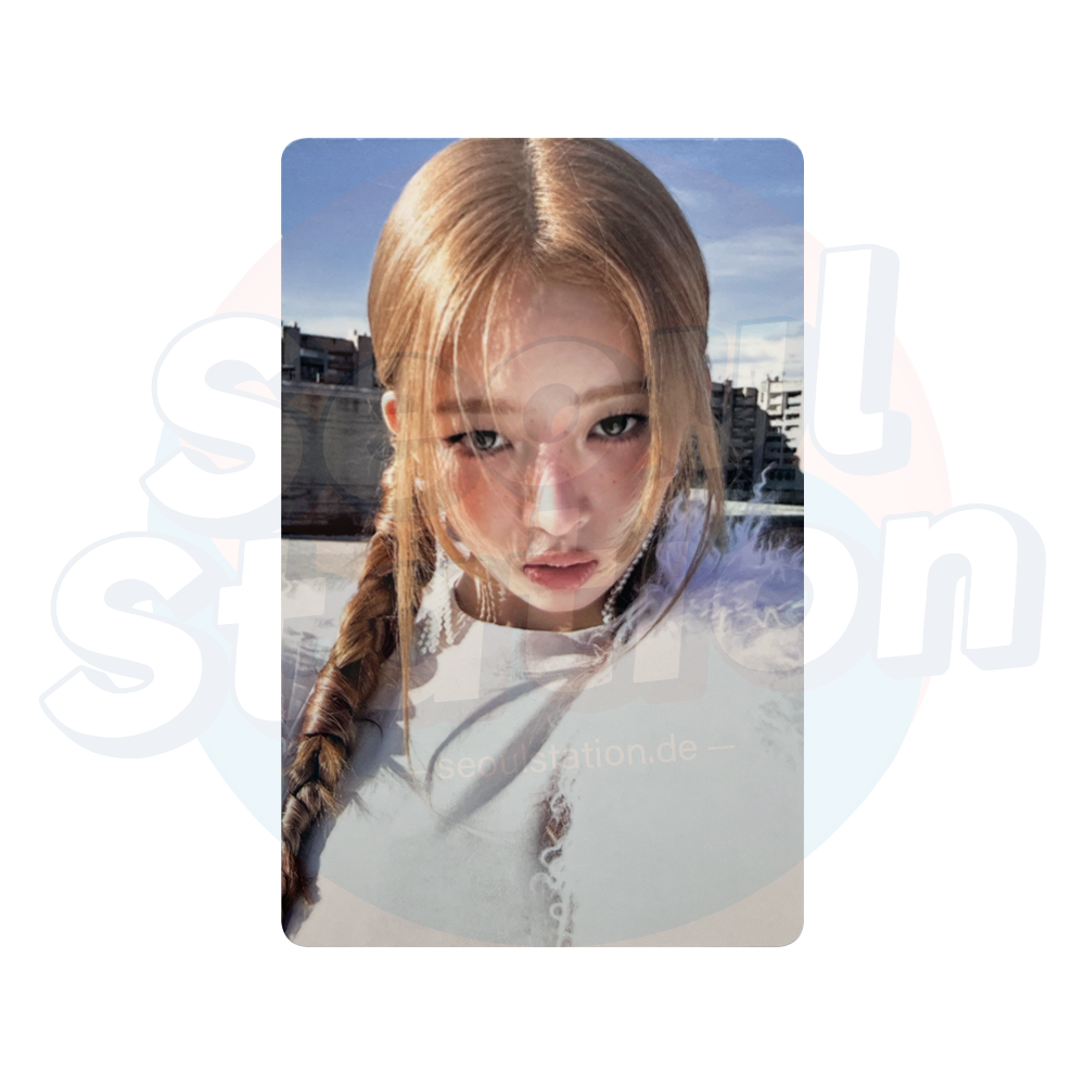 IVE - 2nd Album 'REVIVE+' - LOVED IVE Ver. - APPLE MUSIC Photocard rei