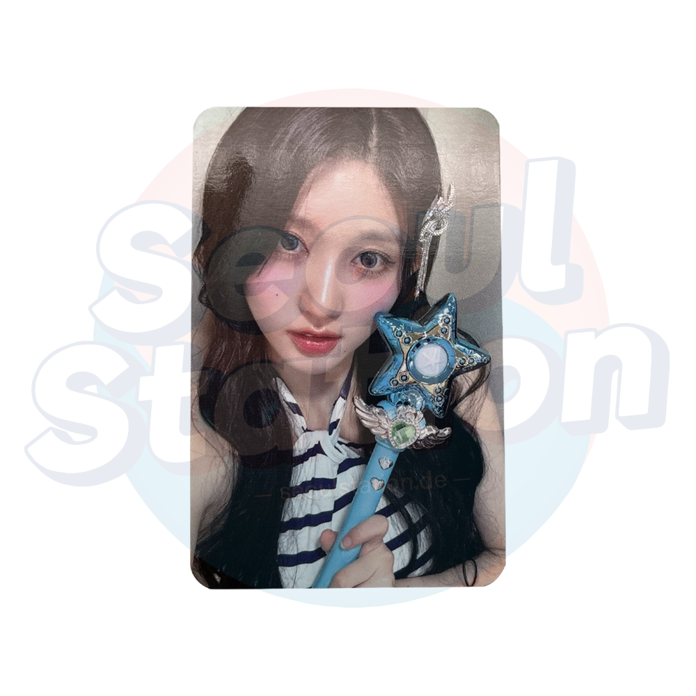 IVE - The 2nd EP 'IVE SWITCH' - Soundwave 2nd Lucky Draw Photo Card (Blue Back) Gaeul